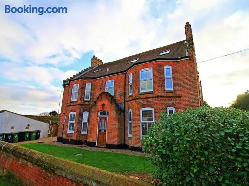 Flat near Mundesley village centre - Image 1