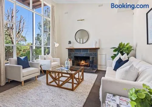 Balcombe Retreat Mornington - Image 1
