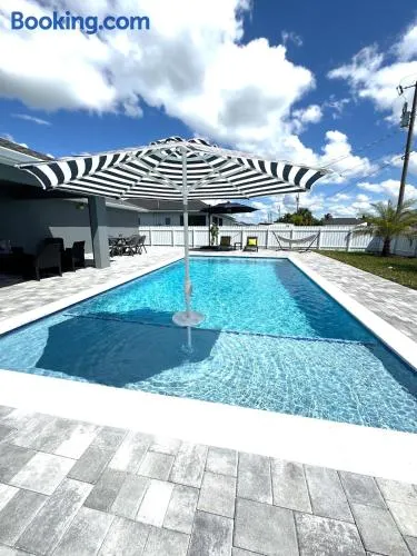 Luxury Stay by Kathy NEW POOL - Image 1