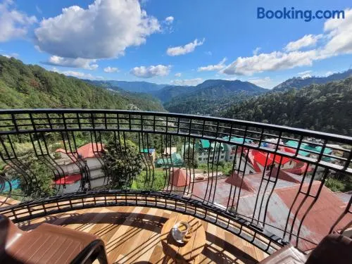 Pine Paradise Homestay - Image 1