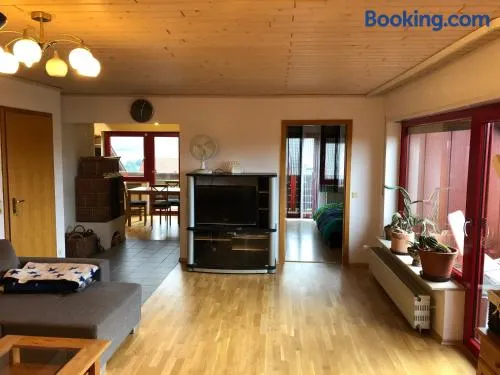Natürlicher Holzkomfort im hessischen Kegelspiel - Image 1