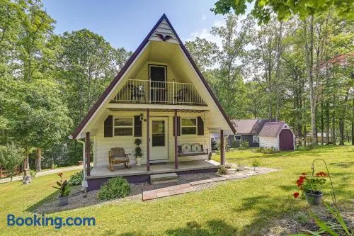 Dog-Friendly Home Rental ~ 5 Mi to Cave Run Lake! - Image 1