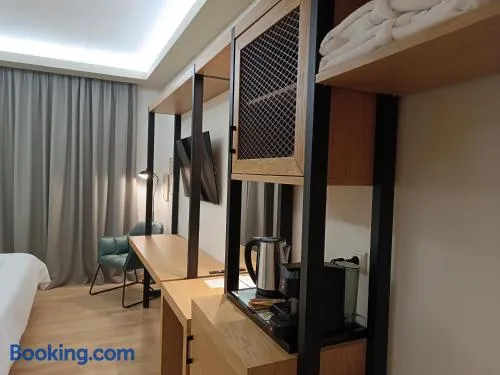 Agnanti Limnis Hotel - Image 1