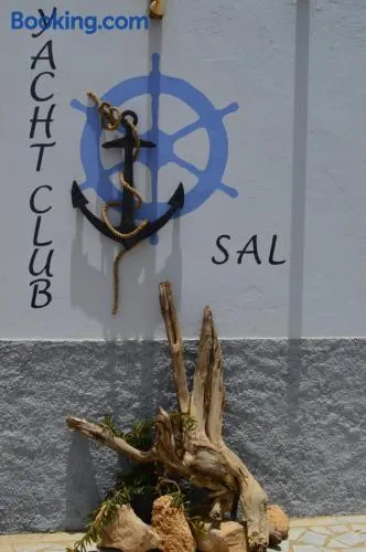 Yacht Club Sal - Image 1