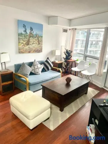 Core Downtown Toronto-8 Sleeper-4 Beds-2 Bathrooms-Washrooms-Free Parking-CN Tower-Ripleys Museum-Blue Jays Stadium In front-Indoor Gym-Swimming Pool-Jacuzzi Sauna-Filter Drinking Water-WiFi - Image 1
