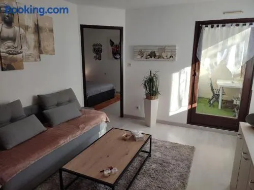 F2 Florival 45m2, avec terrasse, route du vin et free parking - Image 1