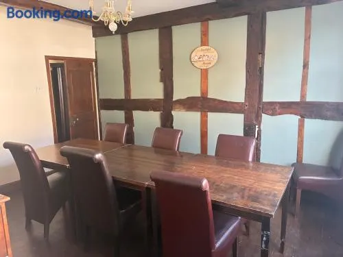 Sebastians Hotel Apartment Oswestry Town Centre Parking - Image 1