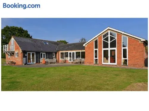Crossing Cottage, Thorpeness - Image 1
