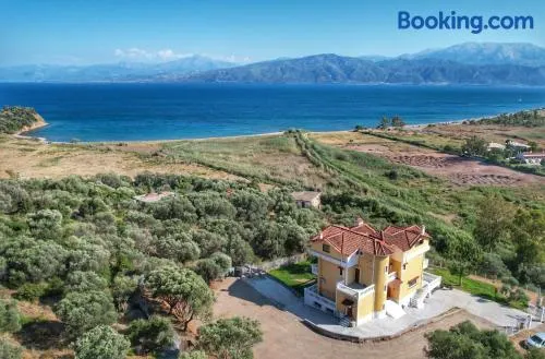 Majestic View Resort - Image 1