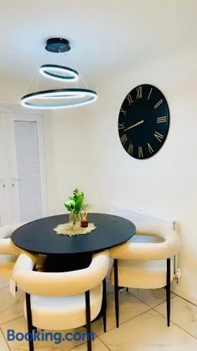 Mo Apartment - Image 1