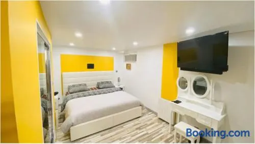 Chambre privée Cosy à proximité de Roissy, Parc Astérix - Image 1