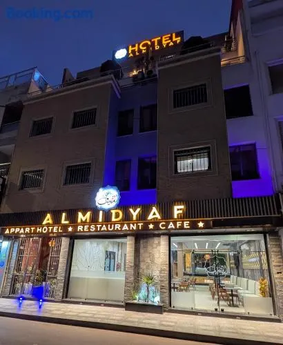 AL MIDYAF Appart'Hôtel - Image 1