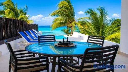 Villa Cos beachfront house - Image 1