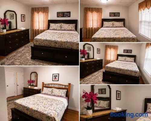 Fall River Stay Urban Haven Suites Cozy 3BR - Image 1