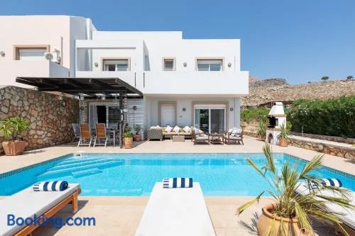 Villa Paradeiso with Private Pool - Image 1