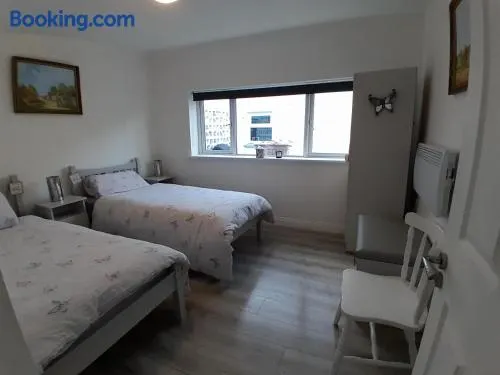 Butterfly Cottage Retreat - Private Studio Getaway - Image 1