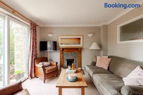 Harland House - Image 1