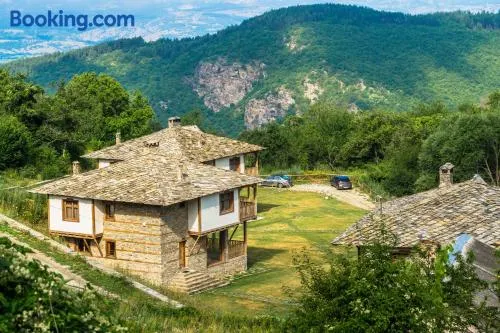 Leshten Guest Homes - Image 1
