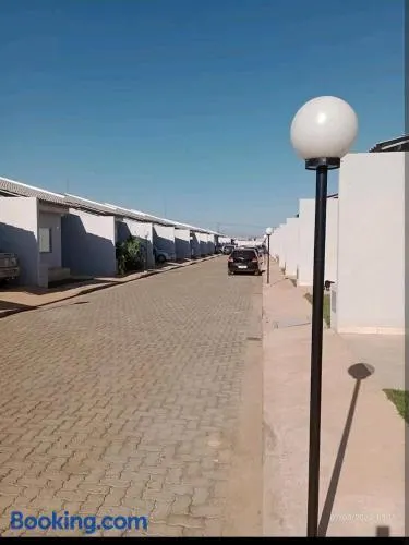 Casa a 5 km de Luziânia - Image 1