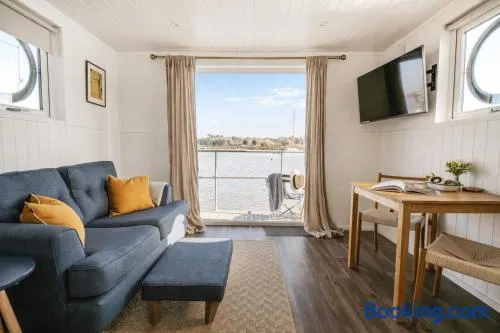 Sutton View - Image 1