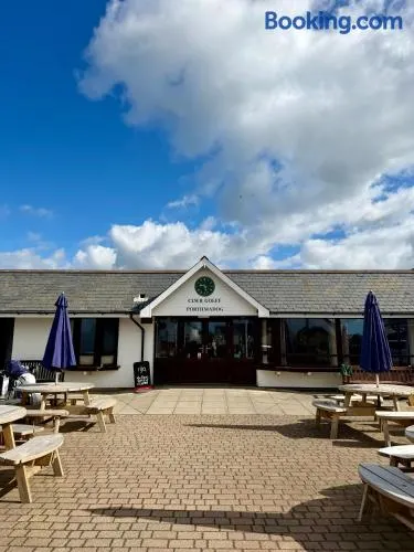 Samson's at Porthmadog Golf Club - Image 1