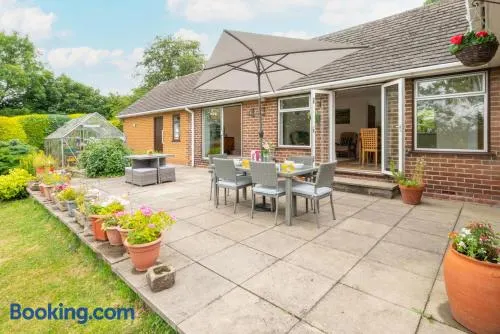3 Bed in Dronfield oc-dcelle - Image 1