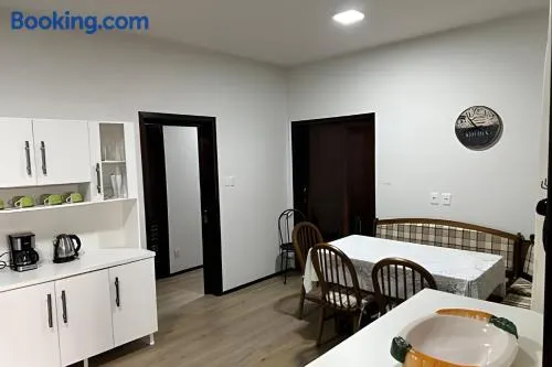 Excelente casa familiar no Centro FW - Image 1