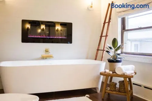 The Loft at Woodhaven Hideaway - Image 1