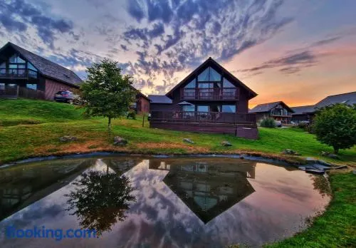 Lake View Lodge - Image 1
