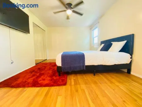 Master private bedroom and bathroom - Ensuite #5 - Image 1