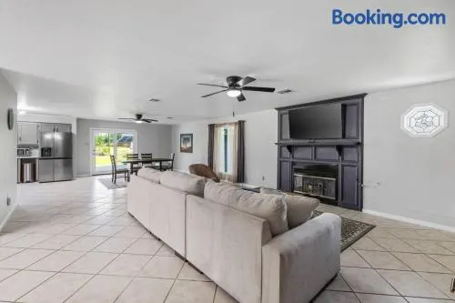 Cozy 3 Bedroom Home - Image 1