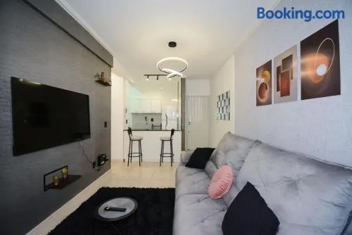 Apartamento moderno numa ótima localização! - Image 1