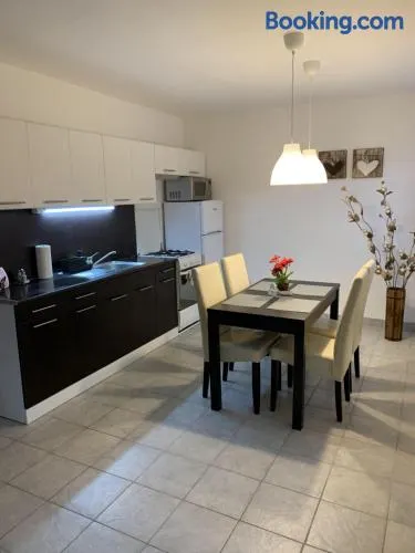 Várlak Apartman - Image 1