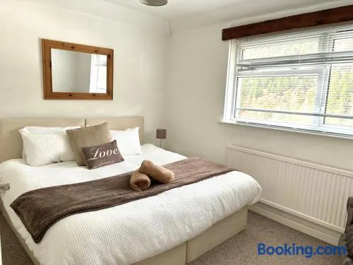 Afan Forest House - Private doubles or Twin options! - Image 1