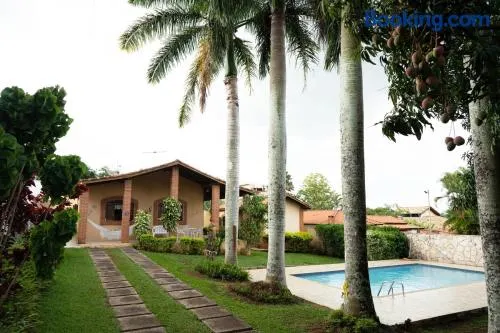 Linda chácara com piscina e churrasqueira - Image 1