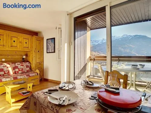 Appartement cosy aux Menuires · Accès pistes · Parking inclus - FR-1-344-850 - Image 1