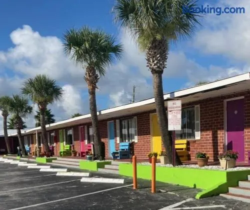 Seahorse Inn - Image 1