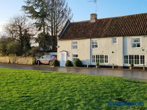 Cranberry Cottage - Image 1