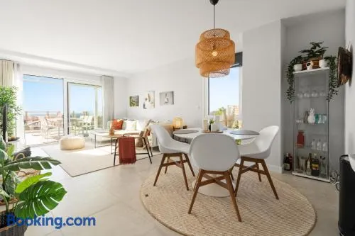 46 Corner Apartment with panoramic sea views and large terrace - Image 1