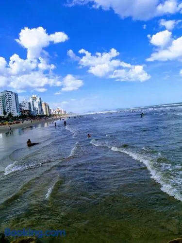 Apartamento no Centro de Mongaguá - Image 1