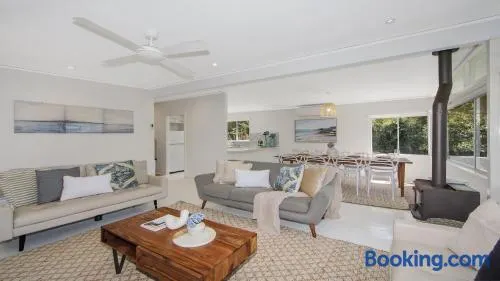 Pool, Pet - Friendly, Fireplace, Walk To Beach - Image 1