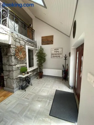 Salmon Weir Lodge - Image 1