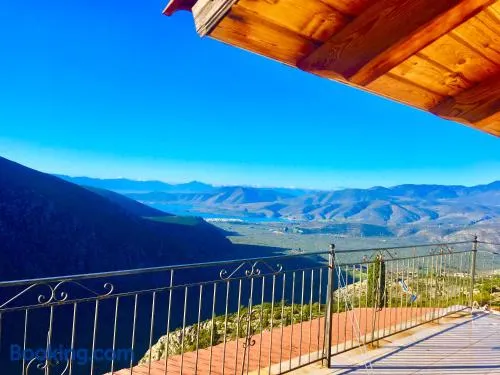 delphi aiolos center hotel panoramic view&yoga harmony hotel&rooms - Image 1