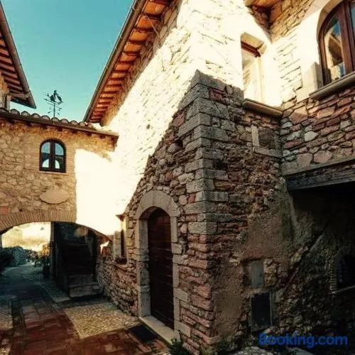 Il borgo di Firenzuola Camere con camino - Image 1