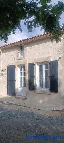 Chambre,petit déjeuner inclus - Image 1