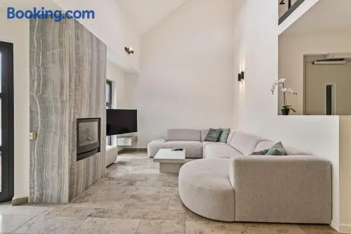 Schitterende loft met jacuzzi en sauna in Mechelen - Image 1