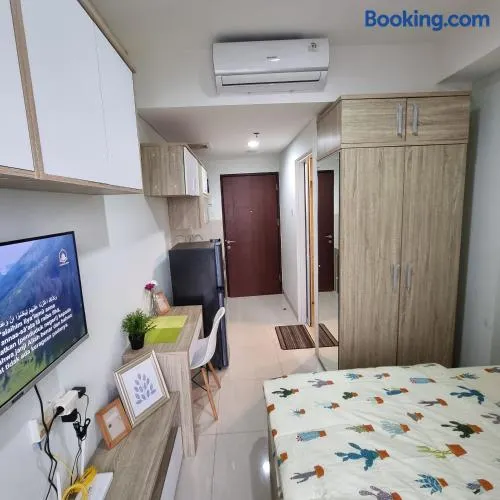 Tentrem Room at Springwood Residence - Image 1