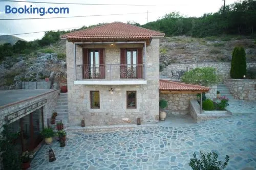 Villa Agia Sofia ένα υπέροχο καταφύγιο στο βουνό - Image 1