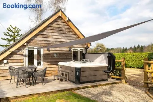 Oak Tree Hideaway - Image 1