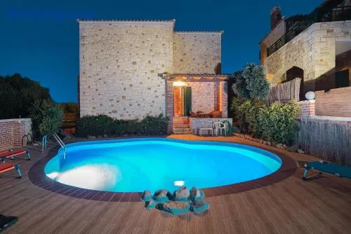 Neriides Villas - Image 1